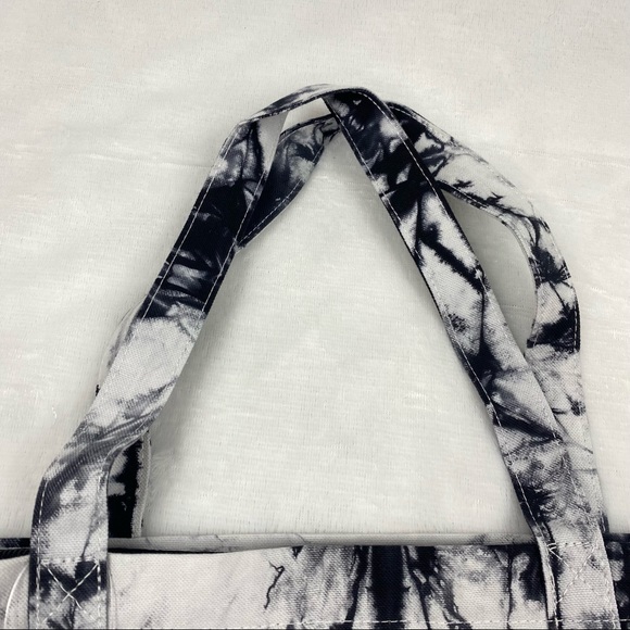 NWT PINK Tie-Dye Tote Bag - Picture 5 of 15